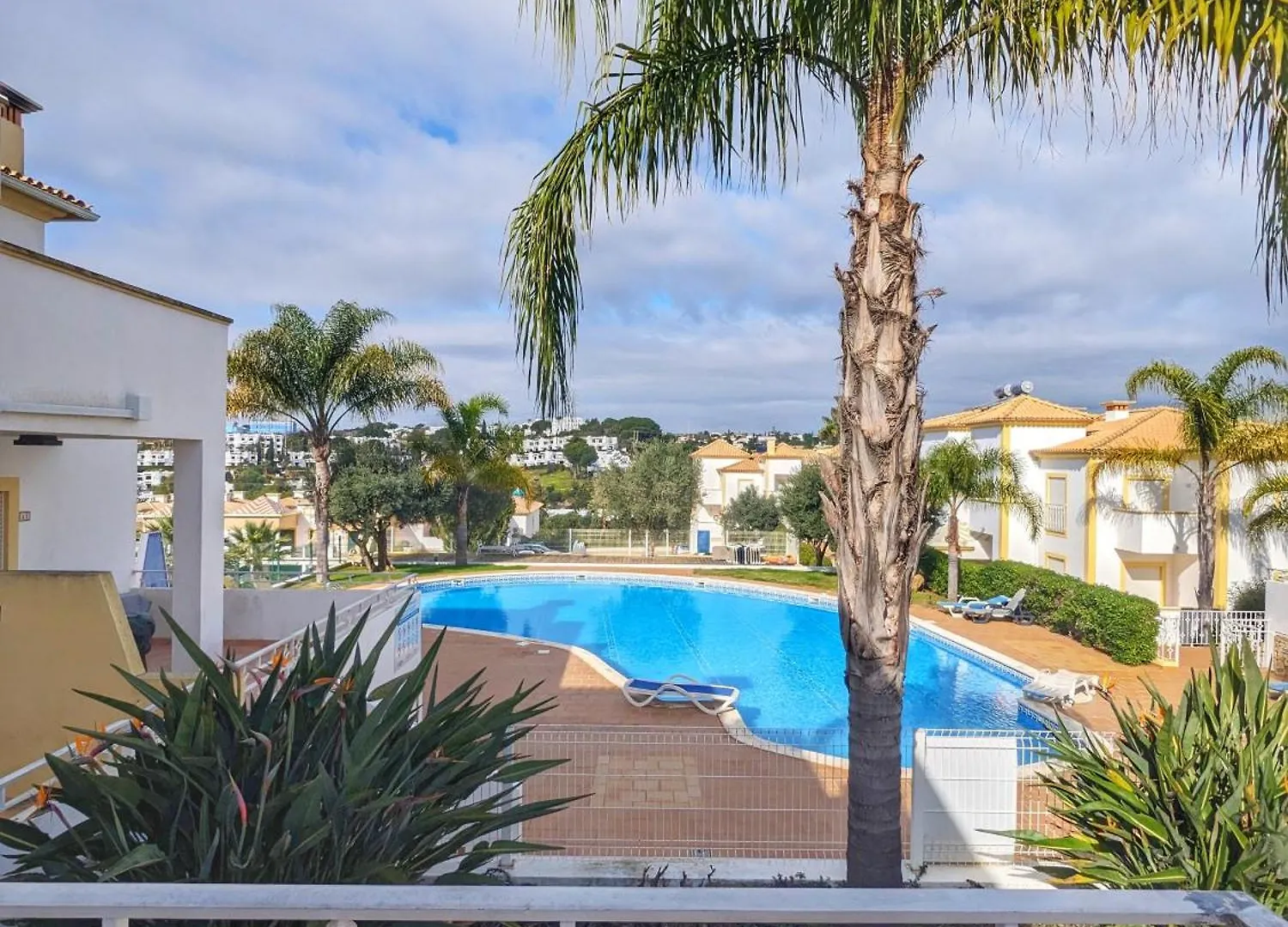 Farm Village- Townhouse 2 Mins From Old Town Albufeira