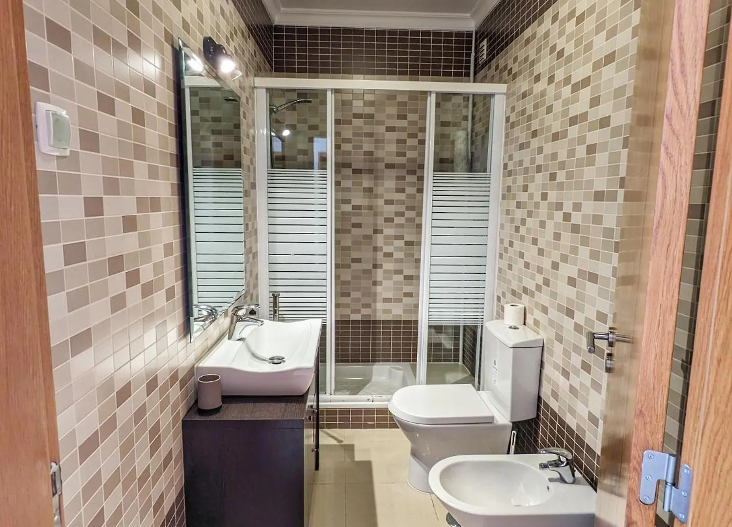 Farm Village- Townhouse 2 Mins From Old Town Albufeira 0*,  Portugal